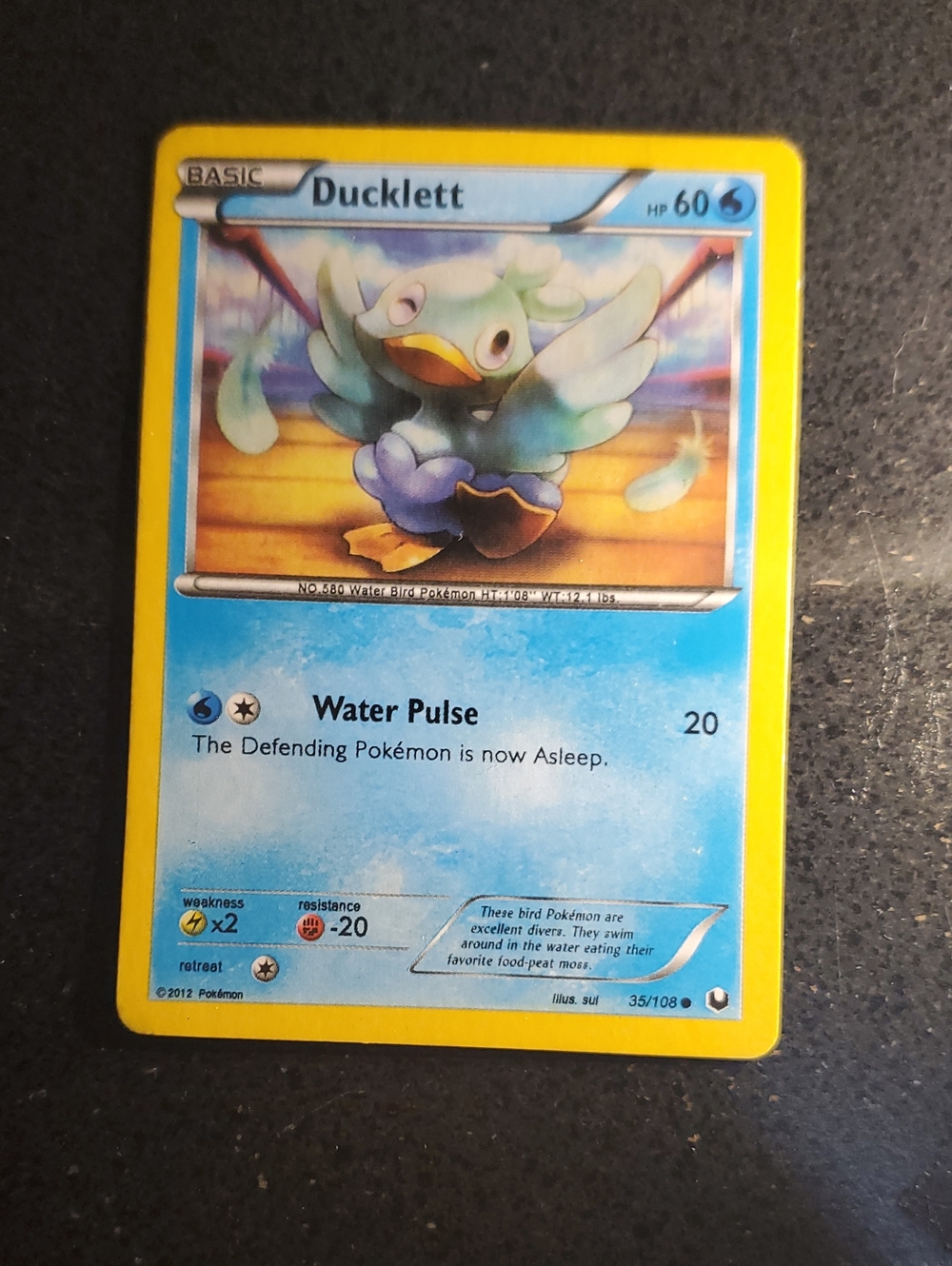Ducklett Water Pulse Pokémon Trading Card - Blue